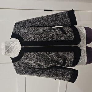 Sharagano Vintage Tweed Crop Blazer